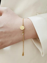 Load image into Gallery viewer, FANTASTIC NEW YORK 520 Bracelet - MYDEWI